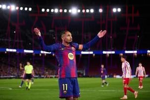 西超杯-拉菲尼亚双响维尼修斯一条龙 巴萨卫冕